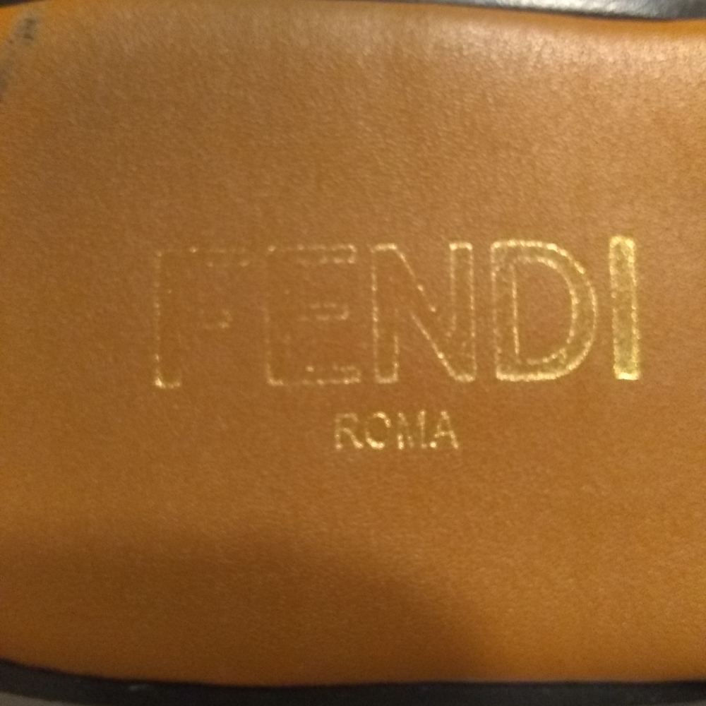 FENDI Roma sandals - Picture 2 of 14